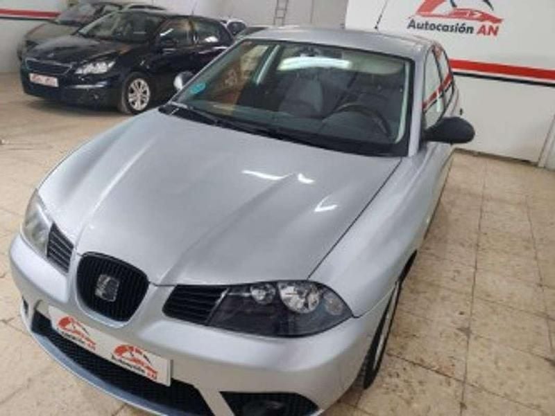 Usado Seat Ibiza 69 HP (50 kW) 2007 Cinzento Citadino