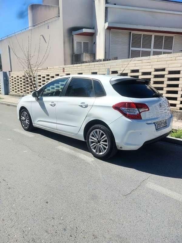 Usado Citroën C4 92 CV (67 kW) 2012 Blanco Utilitario
