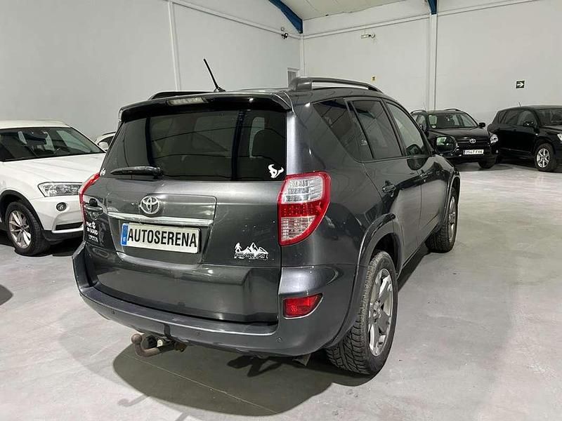 Usado Toyota RAV4 Executive 150 CV (110 kW) 2010 Gris SUV