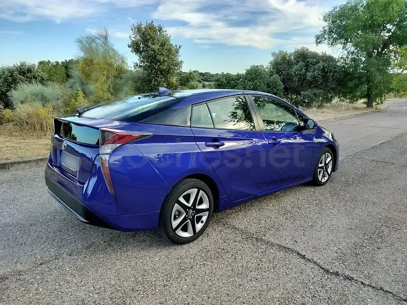 Usado Toyota Prius 122 CV (89 kW) 2017 Azul Berlina