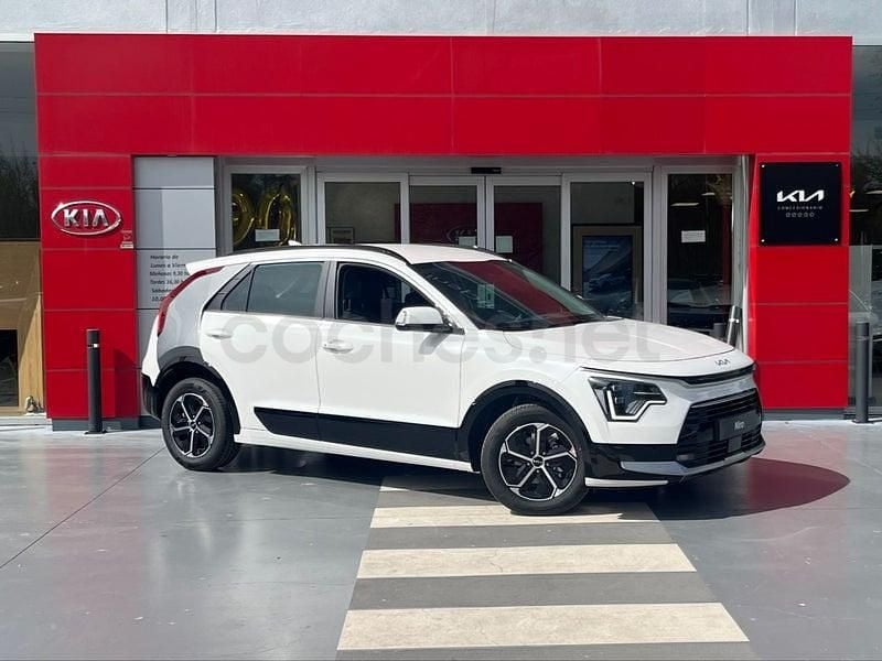 Usado Kia Niro 183 CV (134 kW) 2024 Blanco SUV