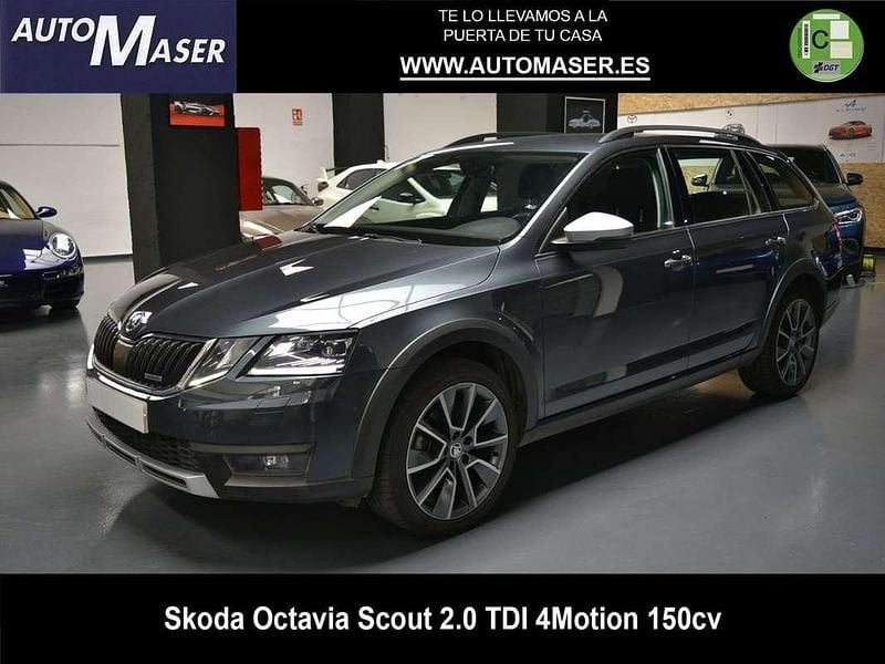 Gris Usado 2018 Skoda Octavia SUV | 15.600 € (Caro) - Imagen 1/4