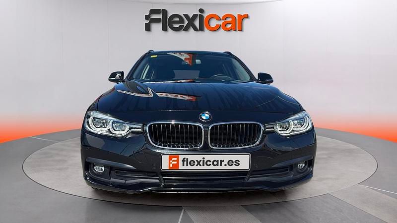 Usado BMW 318 150 CV (110 kW) 2019 Negro Familiar