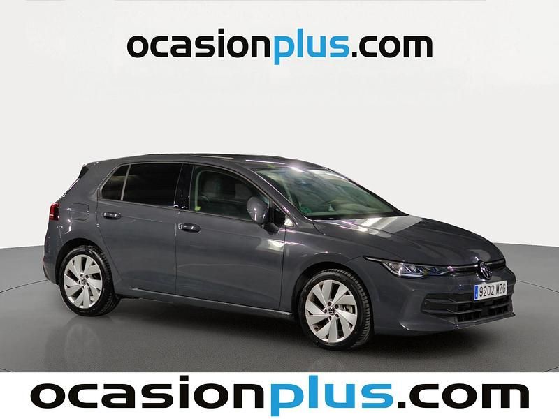 Usado VW Golf VIII 115 CV (84 kW) 2025 Gris Berlina