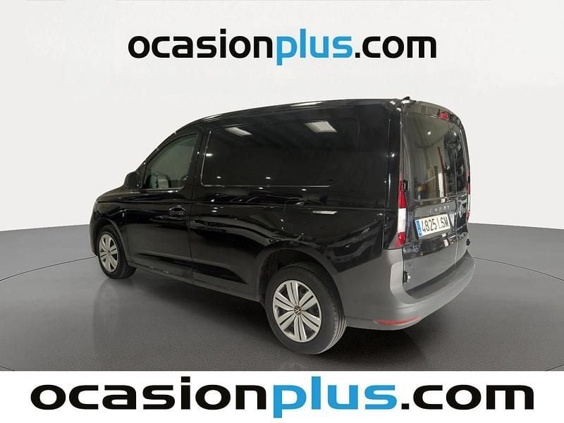Usado VW Caddy 102 CV (75 kW) 2021 Negro Monovolumen