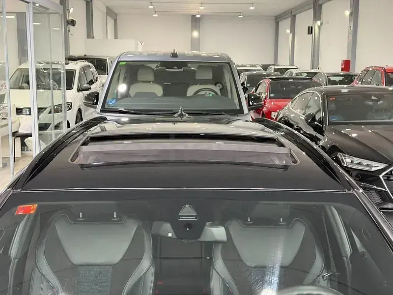Käytetty BMW 330 258 HP (189 kW) 2019 Musta Farmari