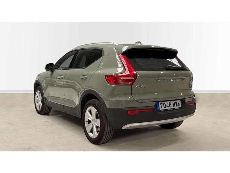 Usado Volvo XC40 Core 129 CV (94 kW) 2024 Verde SUV