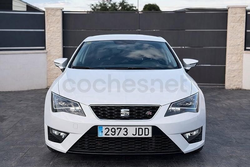 Usado Seat Leon FR 184 HP (135 kW) 2014 Branco Citadino