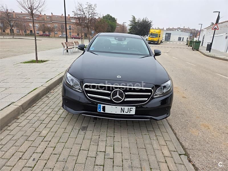 Negro Usado 2020 Mercedes E300 Berlina | 29.500 € (Precio justo) - Imagen 1/4