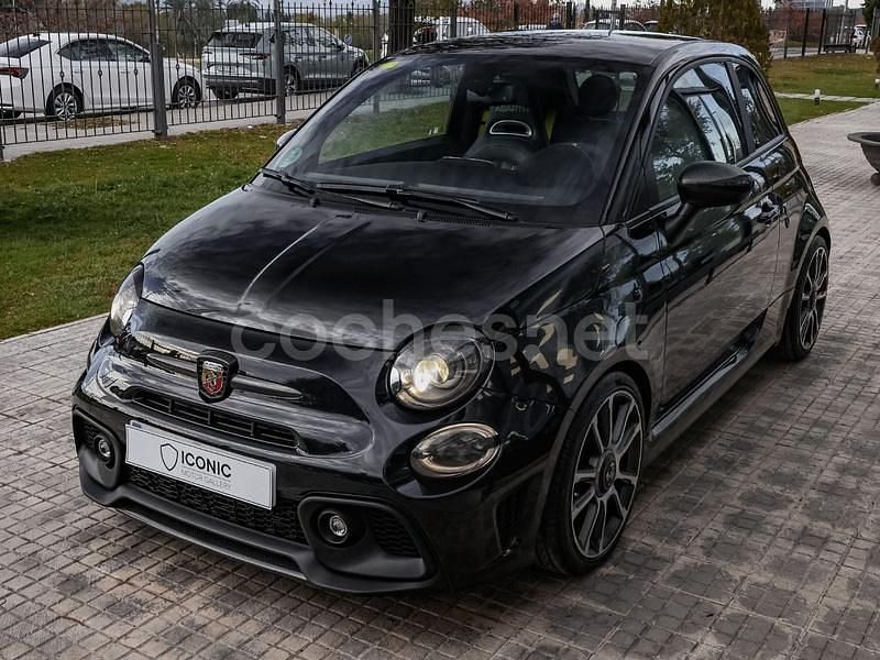 Usado Abarth 695 165 CV (121 kW) 2018 Negro Utilitario