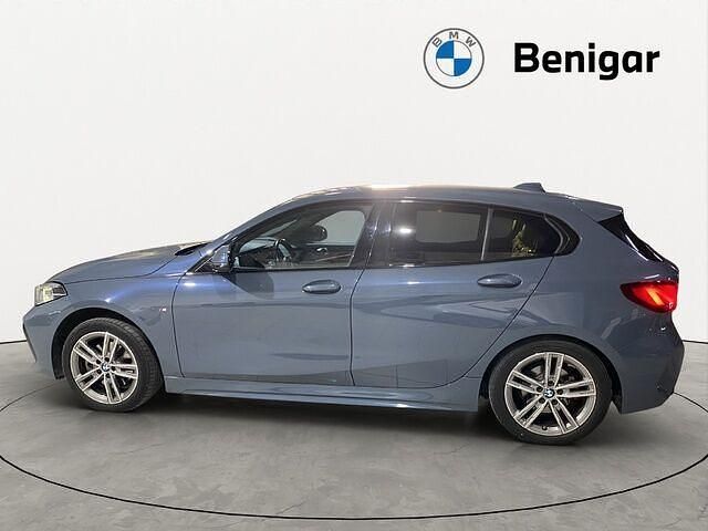 Usado BMW 118 Comfort Edition 150 CV (110 kW) 2023 Gris Utilitario