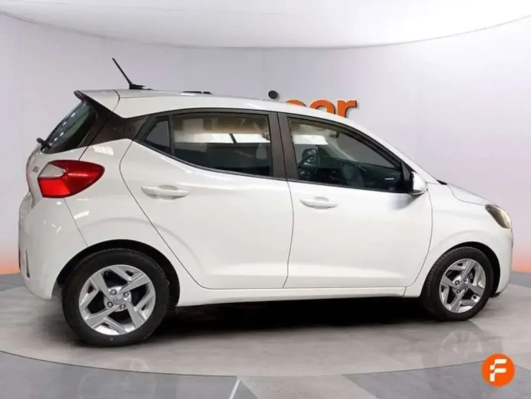 Usado Hyundai i10 67 CV (49 kW) 2020 Blanco Utilitario