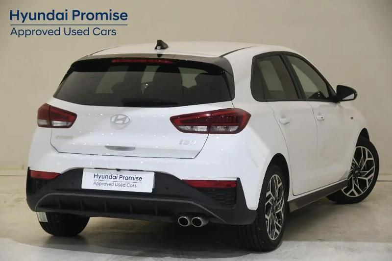 Usado Hyundai i30 N Line 100 CV (73 kW) 2025 Blanco