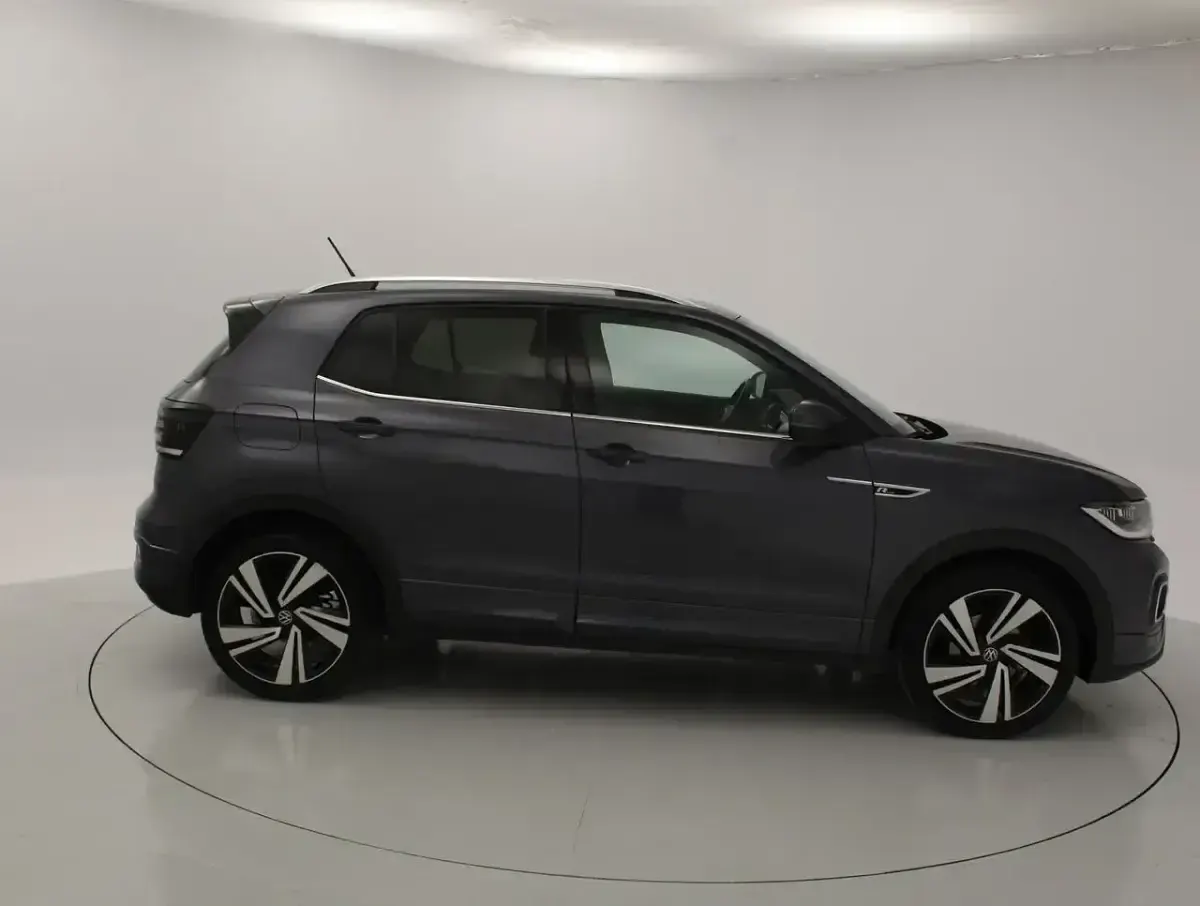 Usado VW T-Cross Sportline 110 CV (80 kW) 2022 Gris SUV