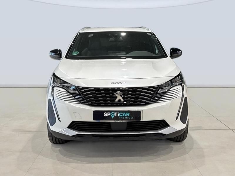 Usado Peugeot 5008 Allure 130 CV (95 kW) 2024 Blanco Monovolumen