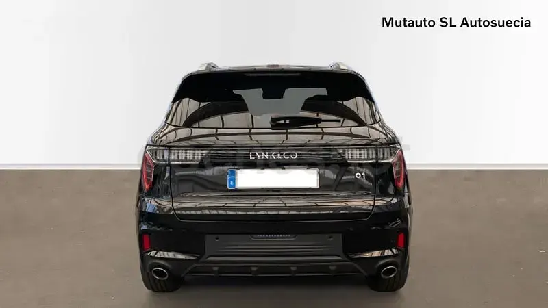Usado Lynk & Co 01 261 CV (191 kW) 2022 Negro SUV