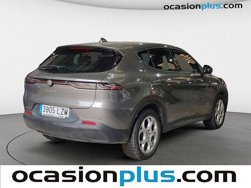 Usado Alfa Romeo Tonale Sprint 130 CV (95 kW) 2022 Gris SUV