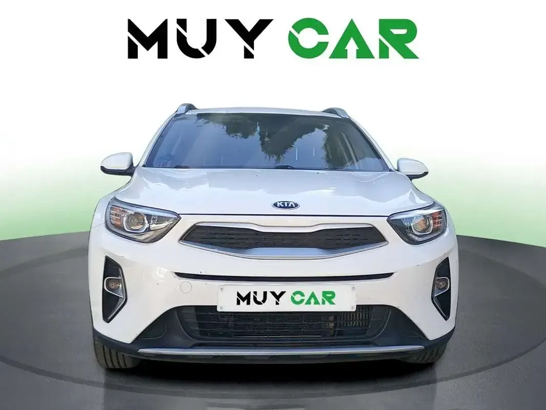 Usado Kia Stonic 101 CV (74 kW) 2021 Blanco SUV