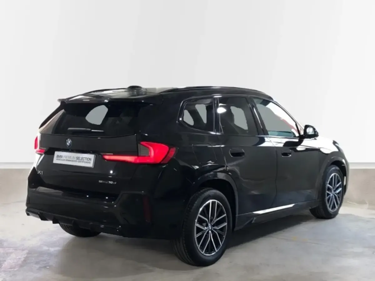 Usado BMW X1 Comfort Edition 150 CV (110 kW) 2023 Negro SUV