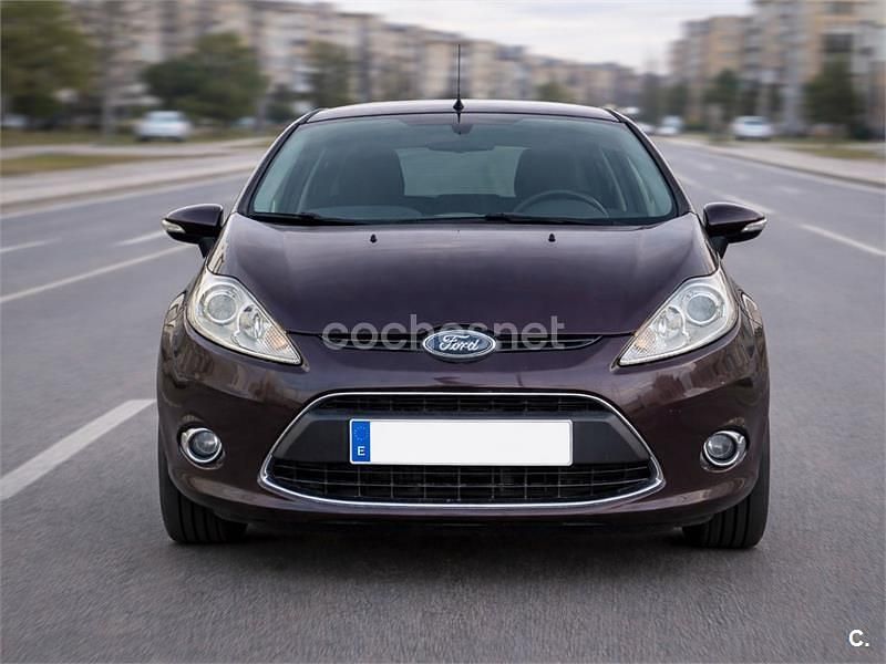 Usado Ford Fiesta Titanium 95 CV (69 kW) 2009 Negro Utilitario