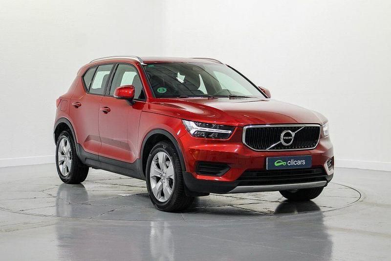 Usado Volvo XC40 Momentum 190 CV (139 kW) 2018 Rojo SUV