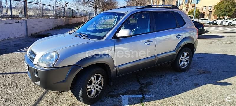 Usado Hyundai Tucson Comfort 140 CV (102 kW) 2010 Gris / plata SUV