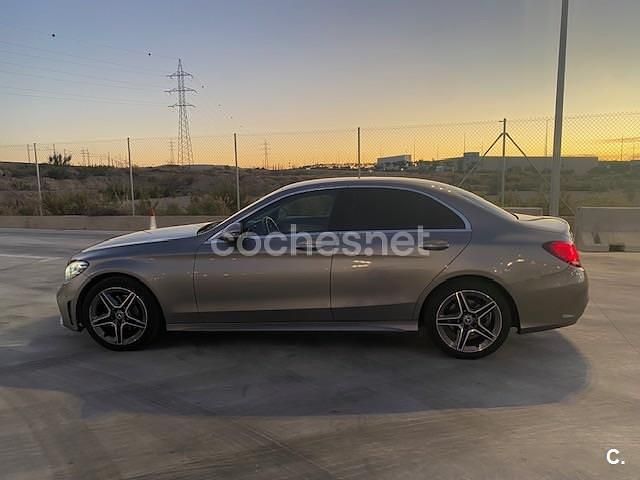 Usado Mercedes C200 160 CV (117 kW) 2020 Beige Berlina