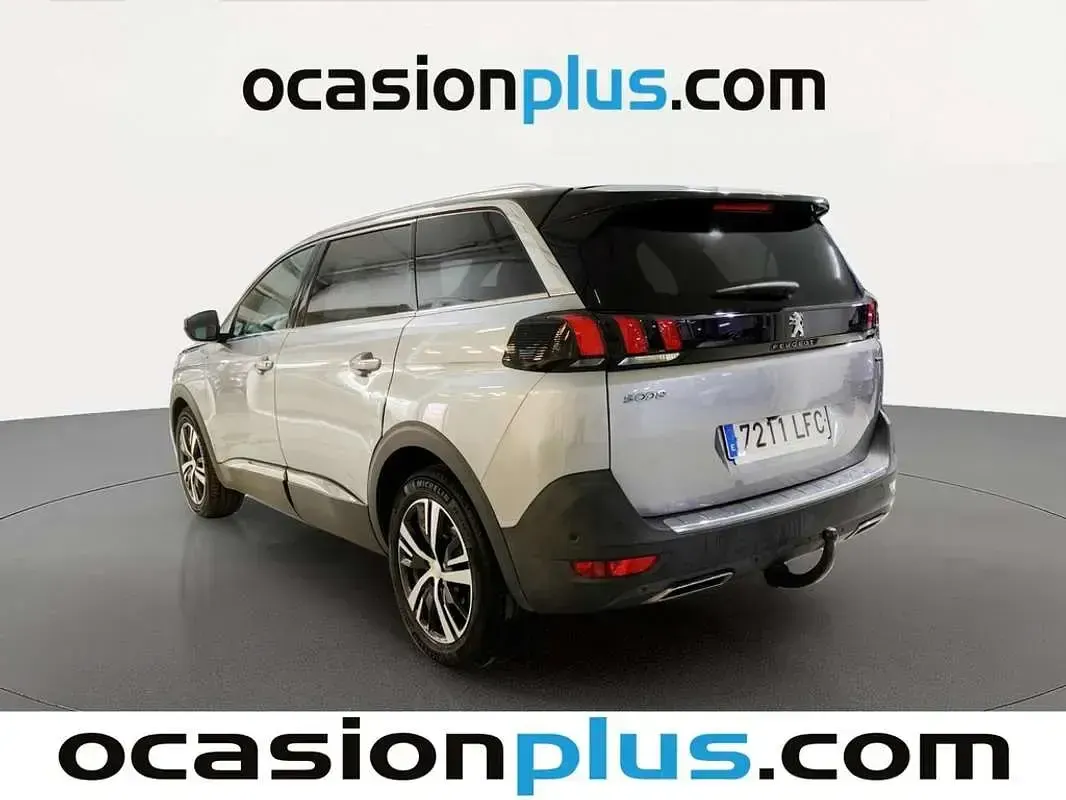 Usado Peugeot 5008 GT-line 181 CV (133 kW) 2020 Gris SUV