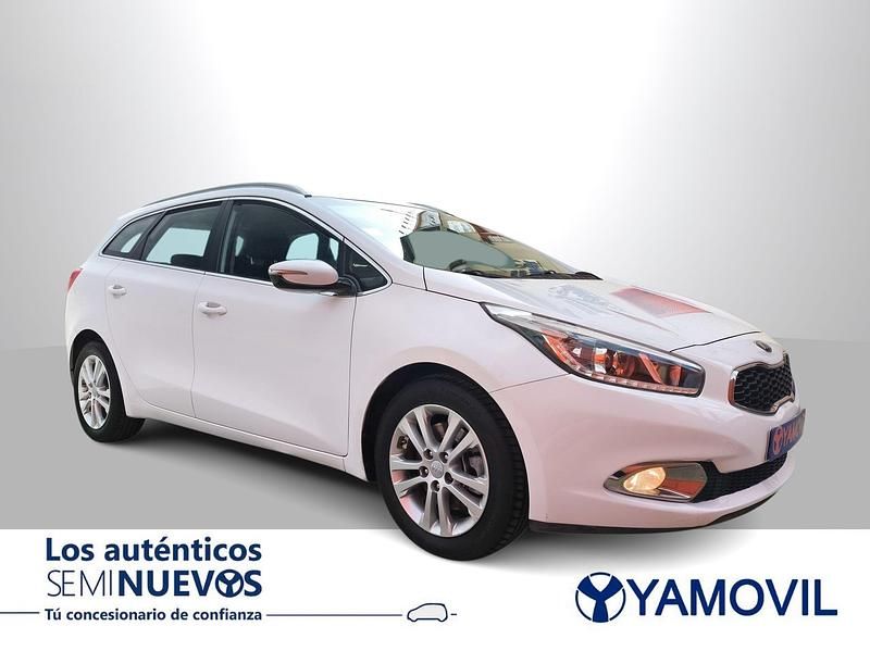 Usado Kia Ceed Sportswagon 128 CV (94 kW) 2014 Blanco Familiar