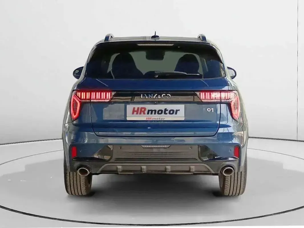 Usado Lynk & Co 01 179 CV (131 kW) 2022 Blanco SUV