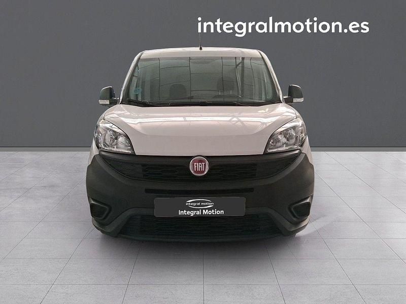 Usado Fiat Doblò 95 CV (69 kW) 2021 Blanco Monovolumen