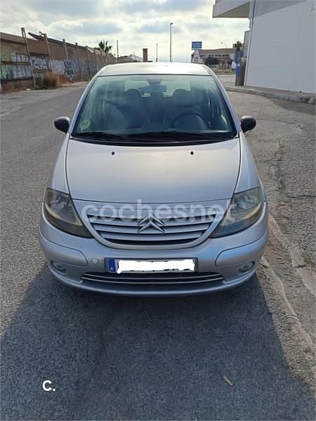 Usado Citroën C3 Exclusive 75 CV (55 kW) 2003 Gris / plata Berlina