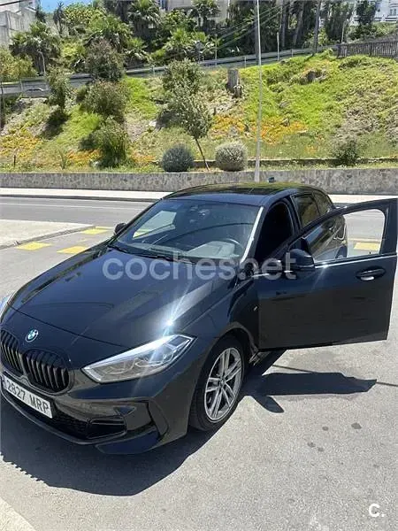 Usado BMW 118 Comfort Edition 136 CV (100 kW) 2024 Negro Utilitario