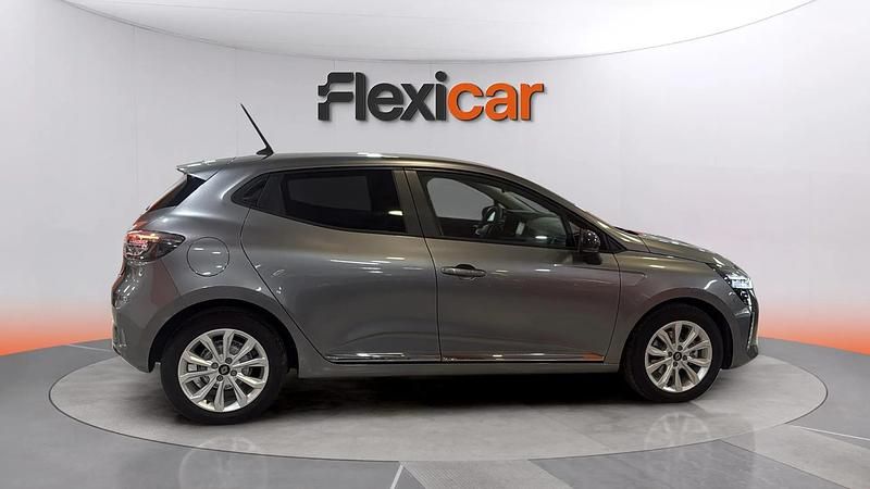 Używany Renault Clio V Evolution 101 KM (74 kW) 2025 Szary Hatchback