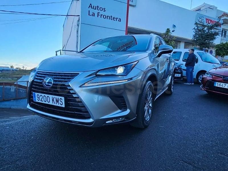 Usado Lexus NX300h Business Edition 197 CV (144 kW) 2018 Gris / plata SUV