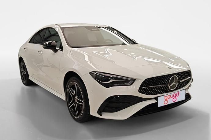 Usado Mercedes CLA250e 218 CV (160 kW) 2024 Berlina