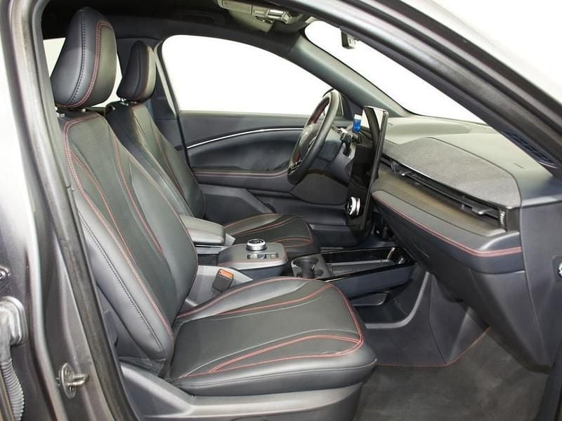 Usado Ford Mustang Mach-E Premium 216 kW (294 CV) 2023 Gris SUV