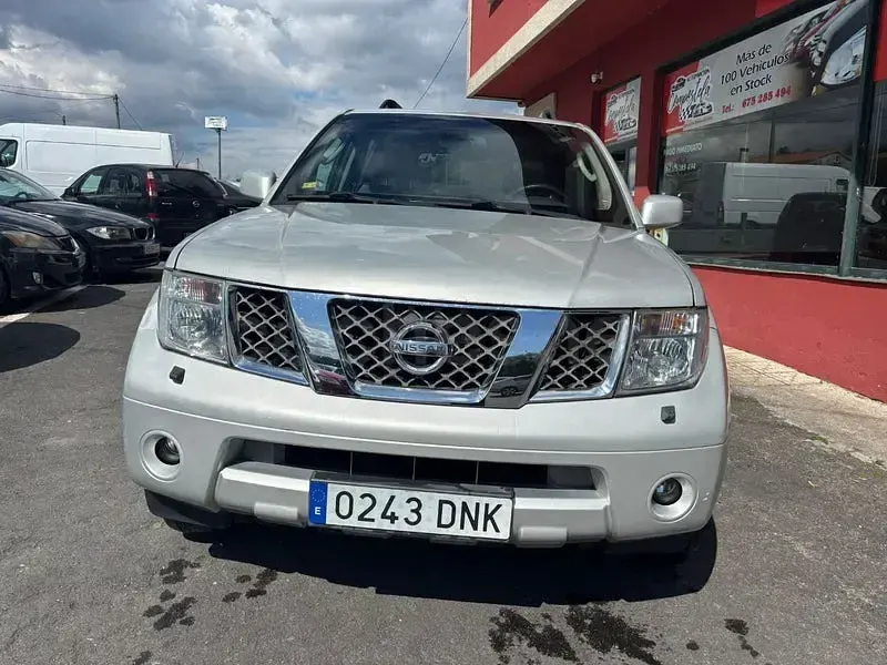 Usado Nissan Pathfinder 174 CV (127 kW) 2005 Blanco SUV