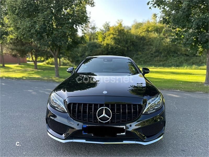 Usado Mercedes C220 AMG line 170 CV (125 kW) 2016 Negro Coupe