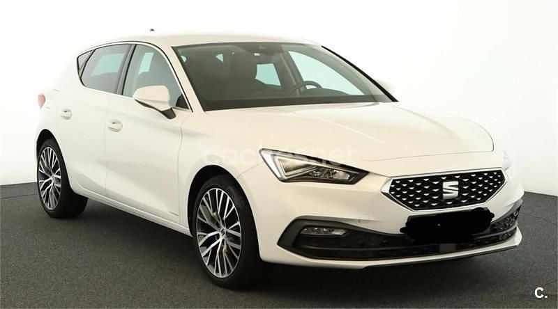 Usado Seat Leon XCELLENCE 150 CV (110 kW) 2020 Blanco Berlina
