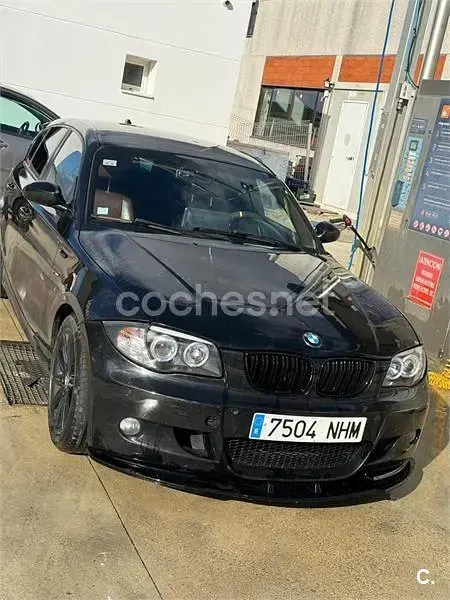 Usado BMW 118 143 CV (105 kW) 2009 Negro Utilitario