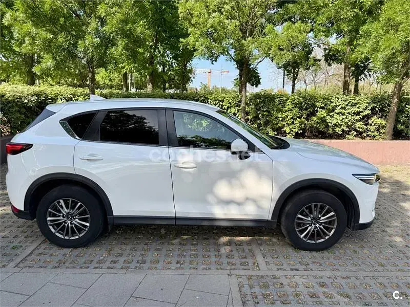Używany Mazda CX-5 165 KM (121 kW) 2018 Biały SUV
