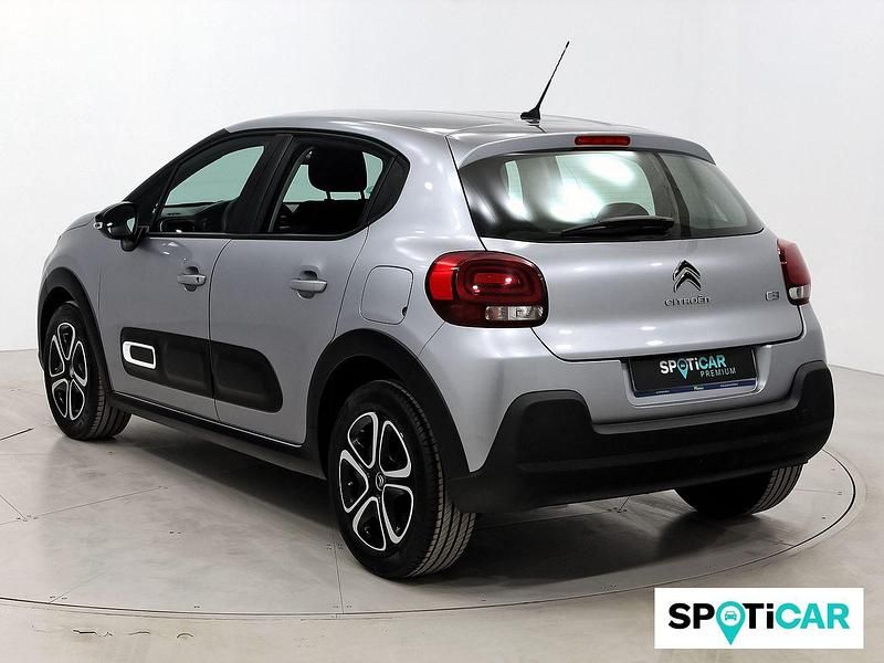 Usado Citroën C3 Feel 83 CV (61 kW) 2022 Gris Utilitario