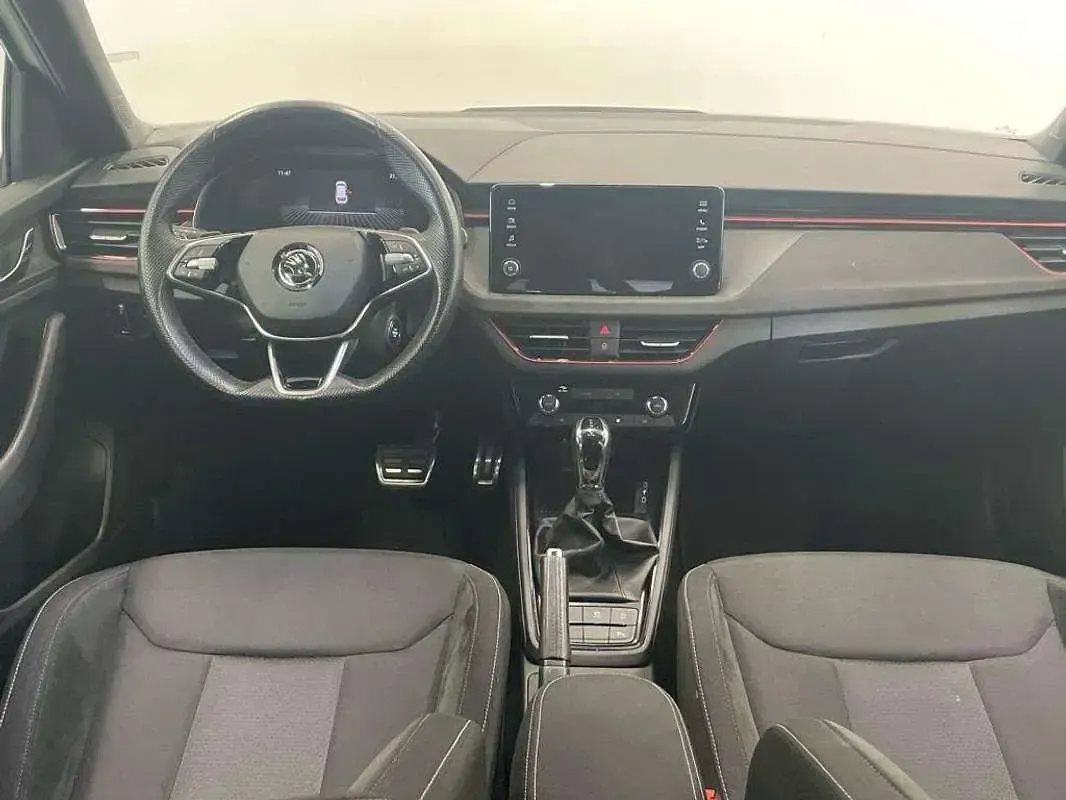 Usado Skoda Kamiq 116 CV (85 kW) 2024 Blanco SUV