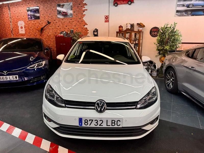Usado VW Golf VII Advance 150 HP (110 kW) 2019 Branco Carrinha