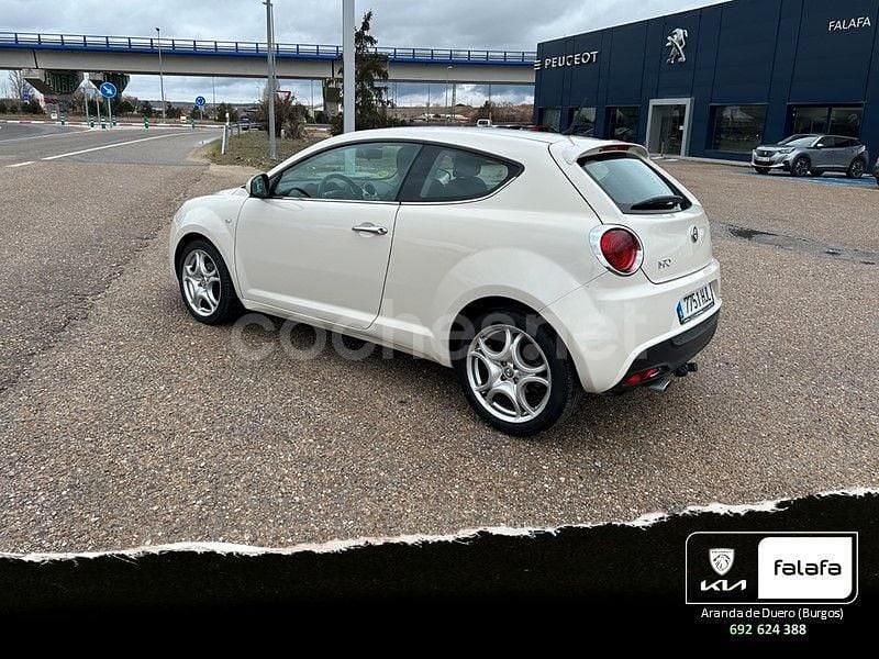 Usado Alfa Romeo MiTo 95 CV (69 kW) 2012 Beige Utilitario