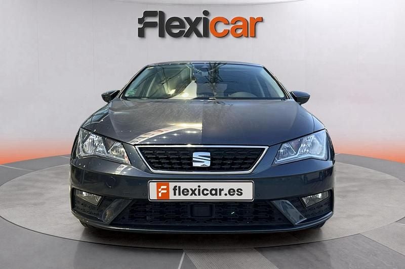 Usado Seat Leon ST Style 131 CV (96 kW) 2020 Azul Familiar