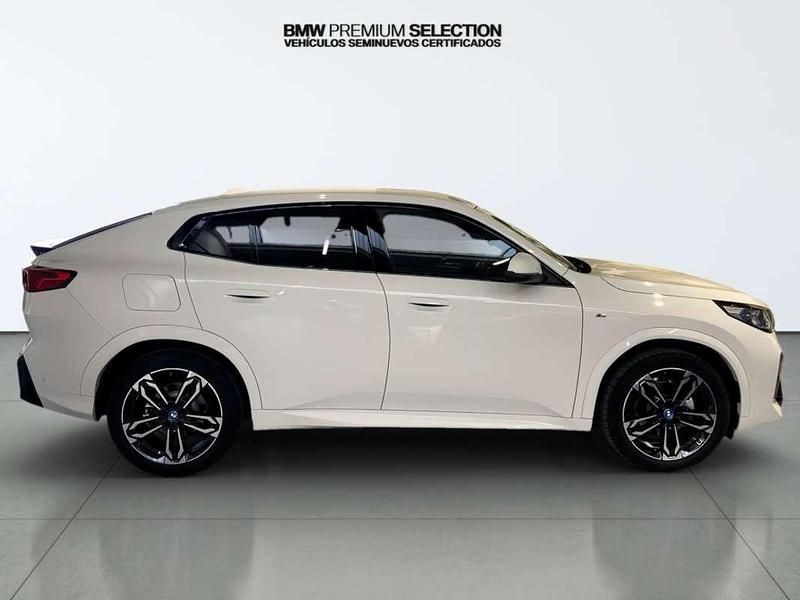 Usado BMW iX2 M Sport 150 kW (204 CV) 2025 SUV