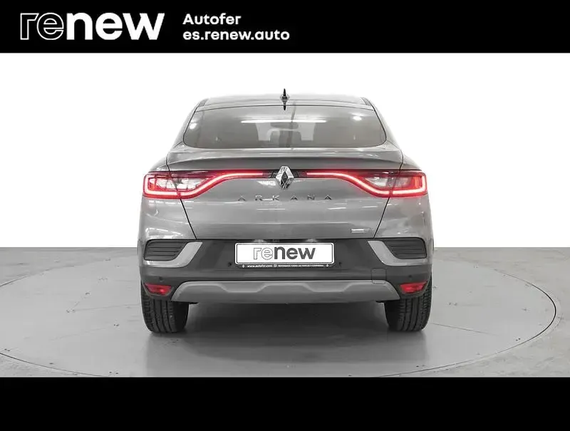 Usado Renault Arkana Zen 145 CV (106 kW) 2022 Gris SUV