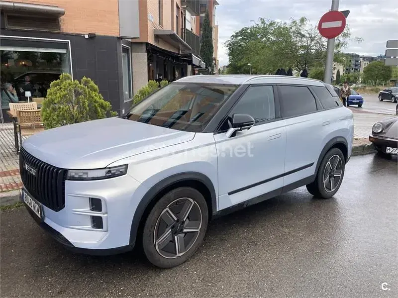 Usado Jaecoo 7 147 CV (108 kW) 2024 Gris / plata SUV